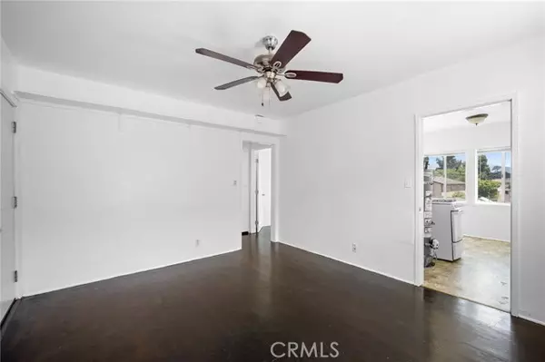 North Hollywood (los Angeles), CA 91606,6634 Lankershim Boulevard #B