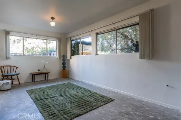 North Hills (los Angeles), CA 91343,15929 Sunburst Street