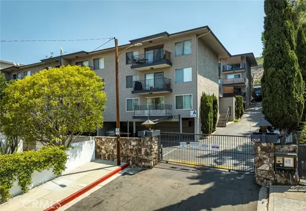 1517 E Garfield Avenue #50, Glendale, CA 91205