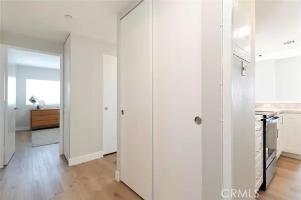 Glendale, CA 91202,1155 N Brand Blvd #1004