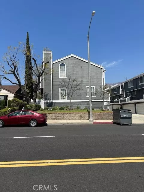 1923 E Washington Boulevard #4, Pasadena, CA 91104