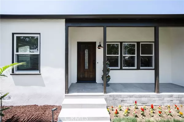 1377 N Catalina Street, Burbank, CA 91505