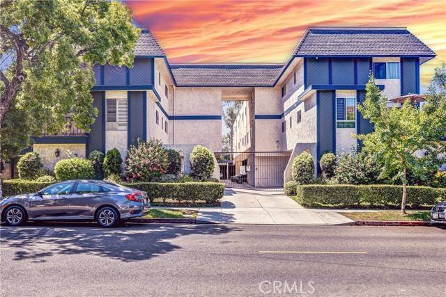 408 Burchett Street #5, Glendale, CA 91203