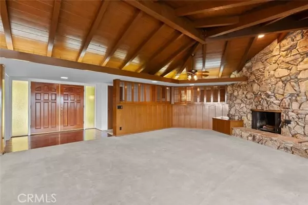 La Canada Flintridge, CA 91011,1218 Flintridge Circle