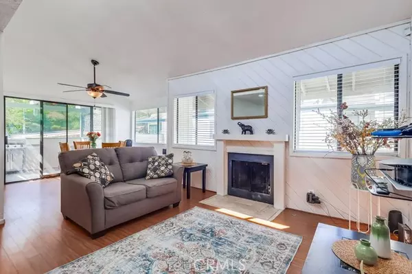 Sunland (los Angeles), CA 91040,10435 Newhome Avenue #7