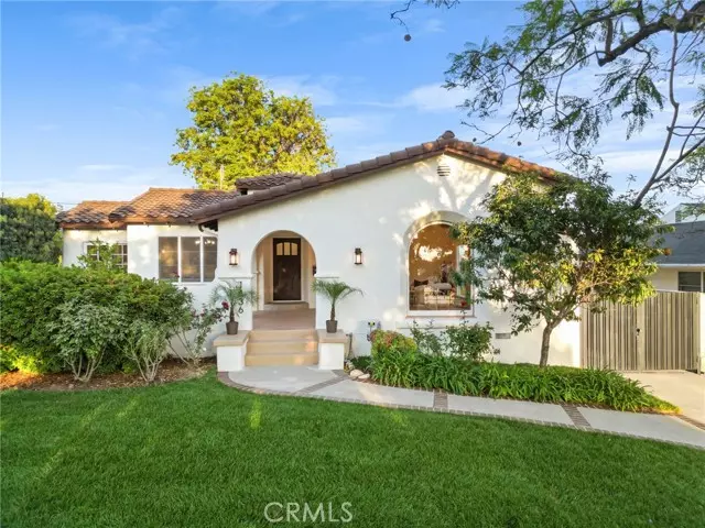 Glendale, CA 91202,1436 Ardmore Avenue
