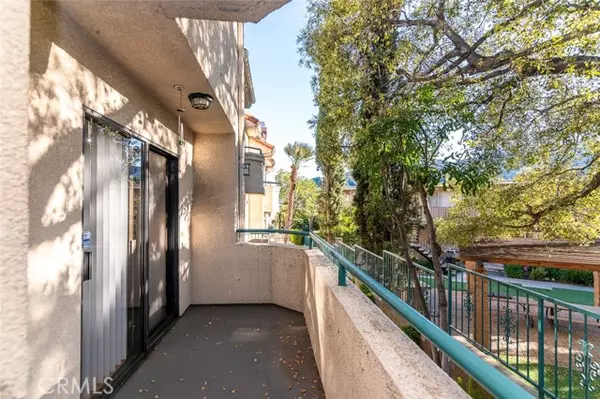 La Crescenta, CA 91214,2930 Montrose Avenue #102