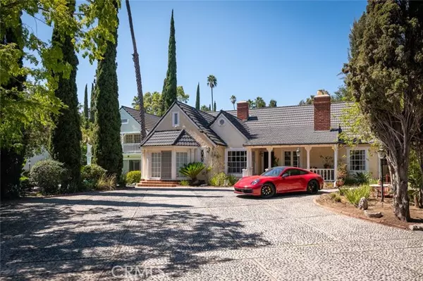 1535 Royal Boulevard, Glendale, CA 91207