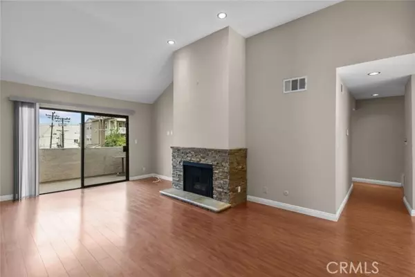 Glendale, CA 91203,336 West California Avenue #303
