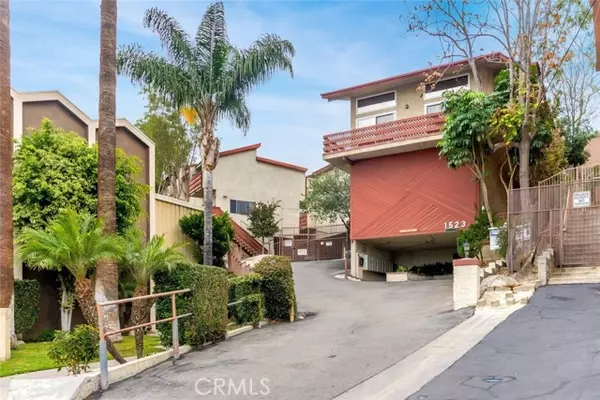Glendale, CA 91205,1523 E Windsor Road #209A