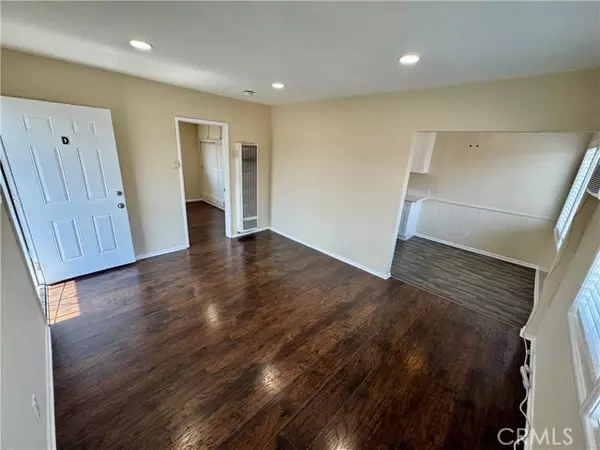 Glendale, CA 91201,1128 Irving Avenue #D