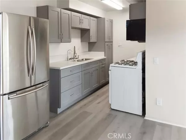 Glendale, CA 91205,1006 boynton Street #2