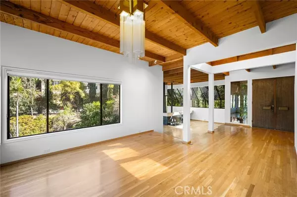 Glendale, CA 91206,3275 Buckingham Road