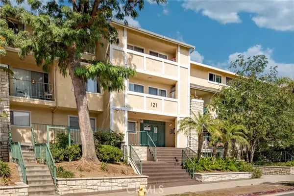 Glendale, CA 91206,121 Sinclair Avenue #206