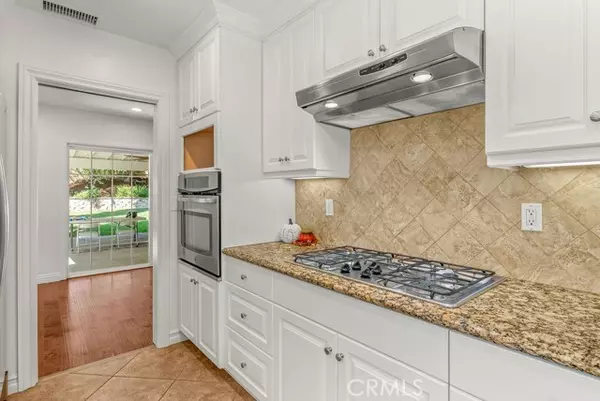 Sylmar (los Angeles), CA 91342,11437 Lemoncrest Avenue