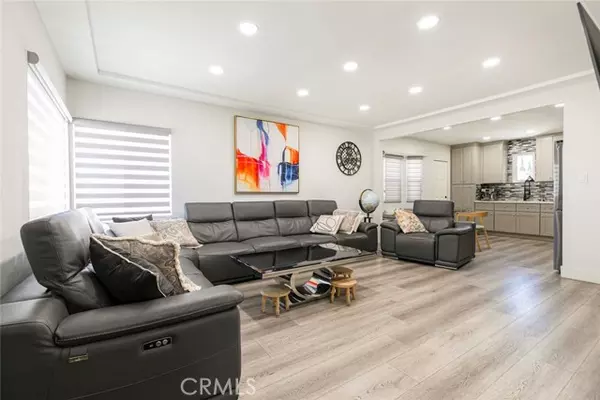 Sun Valley (los Angeles), CA 91352,11836 Rialto