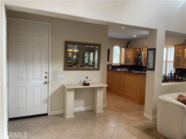 Sun Valley (los Angeles), CA 91352,10058 Chardonnay