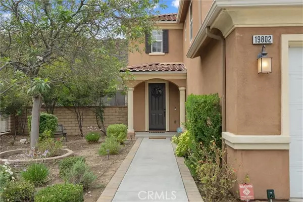 Saugus (santa Clarita), CA 91350,19802 Holly Drive