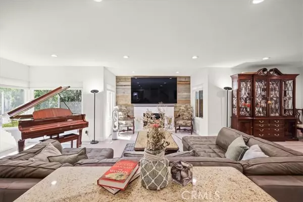 Moorpark, CA 93021,4975 N Buttercreek Road