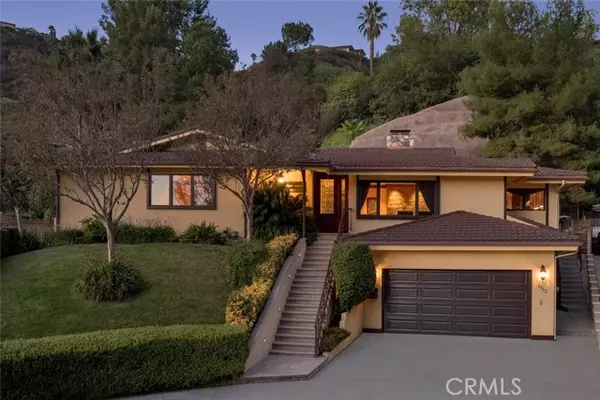 1753 N Pacific, Glendale, CA 91202