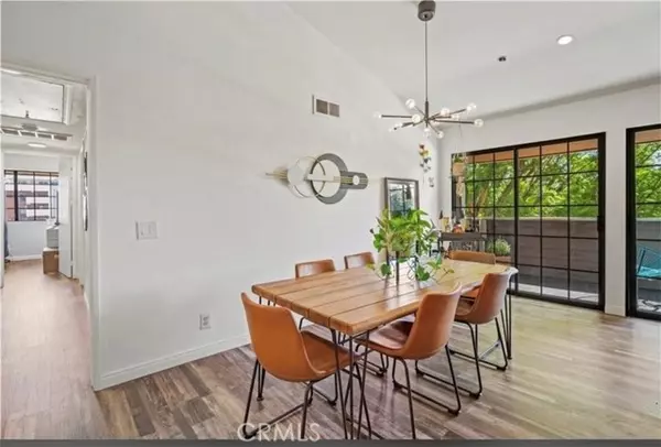Reseda (los Angeles), CA 91335,6545 Reseda #17