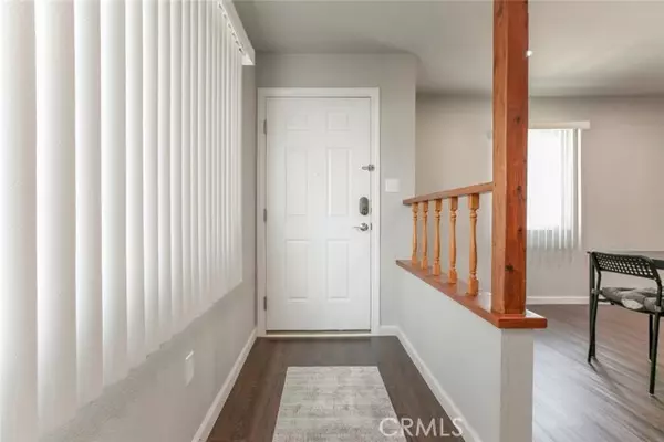 Sylmar (los Angeles), CA 91342,13166 Aztec Street
