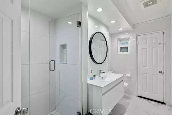 Glendale, CA 91206,1519 Lynglen Drive