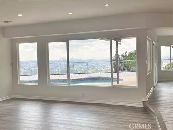 Glendale, CA 91207,881 Harrington