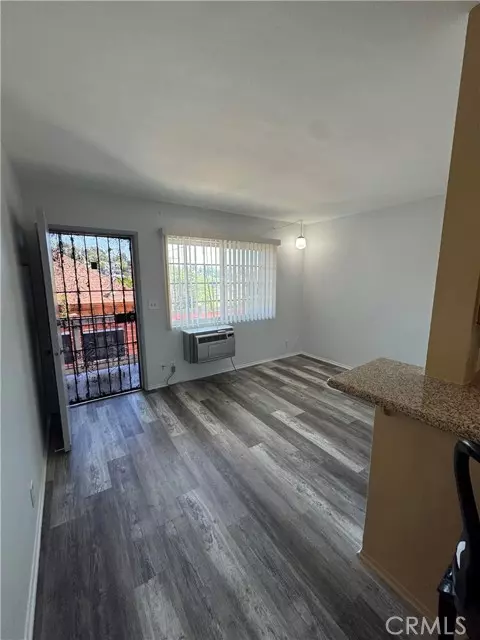 3136 Perlita Avenue #1, Los Angeles, CA 90039