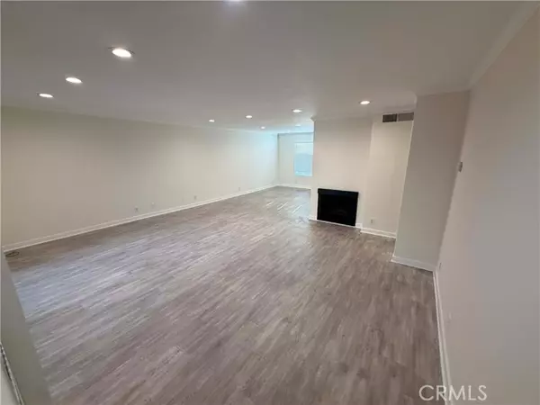 Burbank, CA 91504,9689 Via Torino