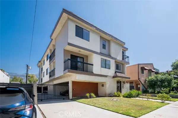 Glendale, CA 91202,569 Palm Drive #1