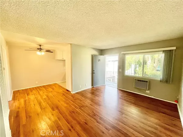 3123 Foothill Boulevard #21, La Crescenta, CA 91214