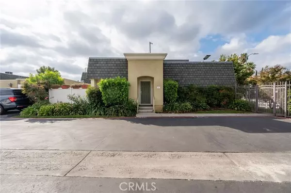 Reseda (los Angeles), CA 91335,6520 Tampa Avenue #6