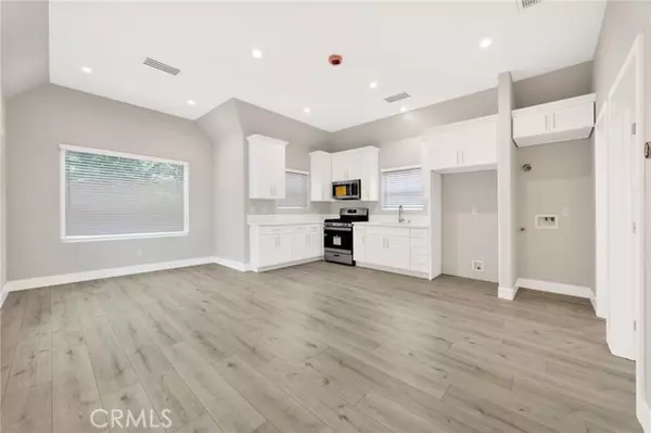 Glendale, CA 91201,1055 Allen Avenue