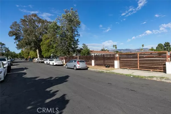 North Hollywood (los Angeles), CA 91601,5642 Riverton