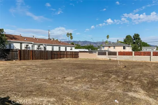 North Hollywood (los Angeles), CA 91601,5642 Riverton