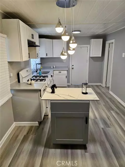 Colton, CA 92324,340 W Congress