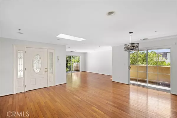 617 E Tujunga Avenue #201, Burbank, CA 91501