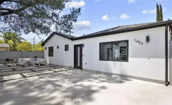 11453 Calvert, North Hollywood (los Angeles), CA 91606