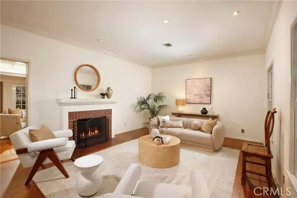Glendale, CA 91208,1624 Santa Barbara