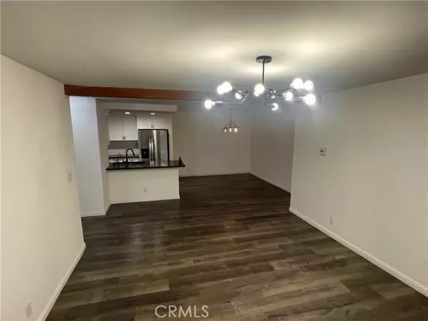 Van Nuys (los Angeles), CA 91406,15511 Sherman Way