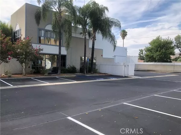 683 New York, Pomona, CA 91768