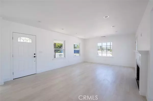 Sunland (los Angeles), CA 91040,7961 Apperson Street