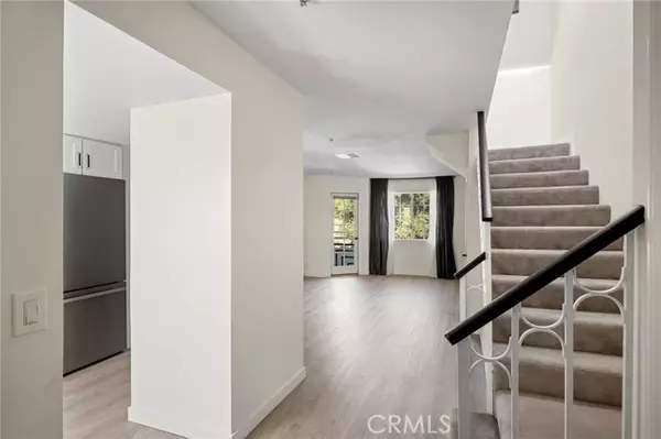 Glendale, CA 91206,537 N Adams Street #207