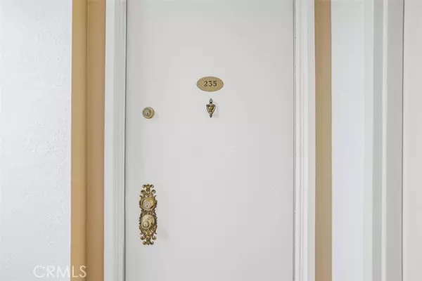 Long Beach, CA 90802,1140 E Ocean Boulevard #235