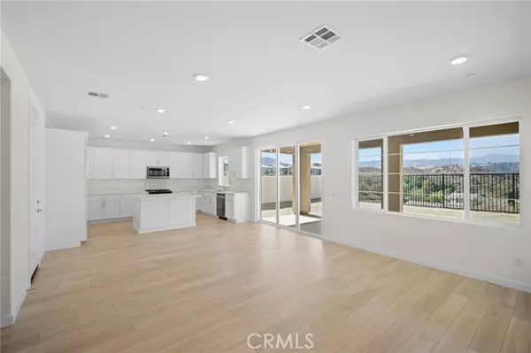 Newhall (santa Clarita), CA 91321,23775 Orange Blossom Drive