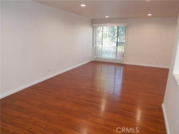 North Hollywood (los Angeles), CA 91606,11834 Gilmore