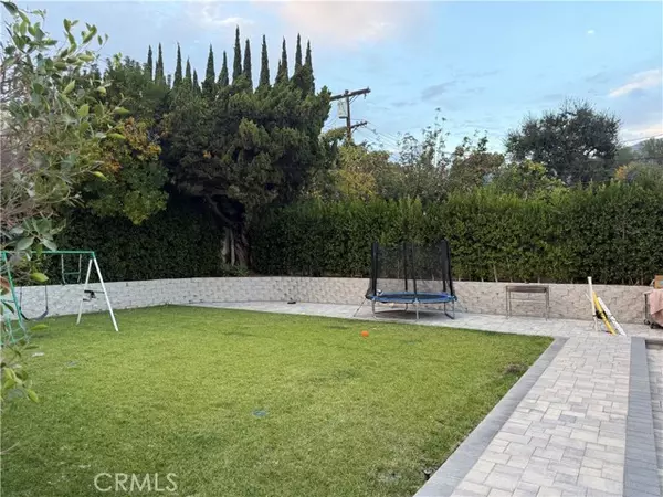 Glendale, CA 91202,1431 Montgomery