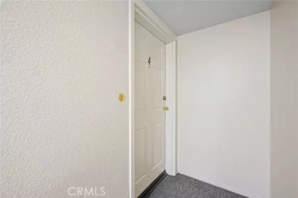 La Crescenta, CA 91214,3105 Montrose Avenue #4