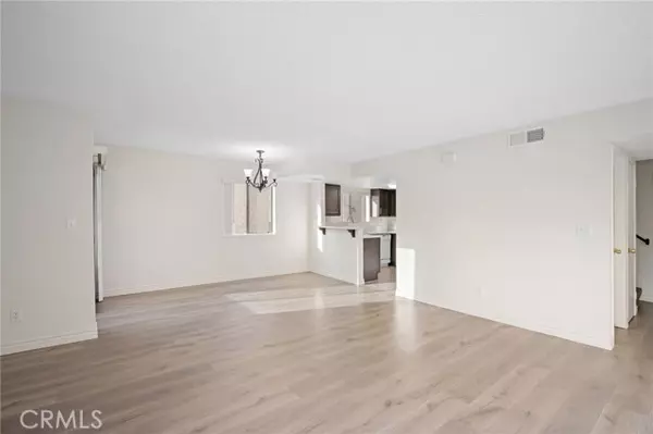 La Crescenta, CA 91214,3105 Montrose Avenue #4